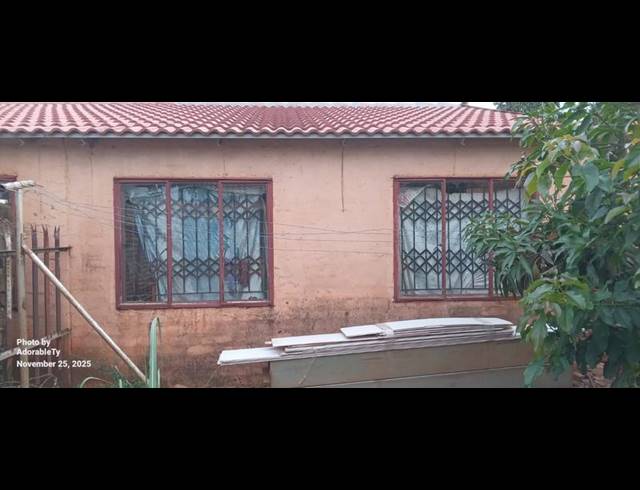 2 BEDROOM HOUSE FOR SALE IN SOSHANGUVE XX